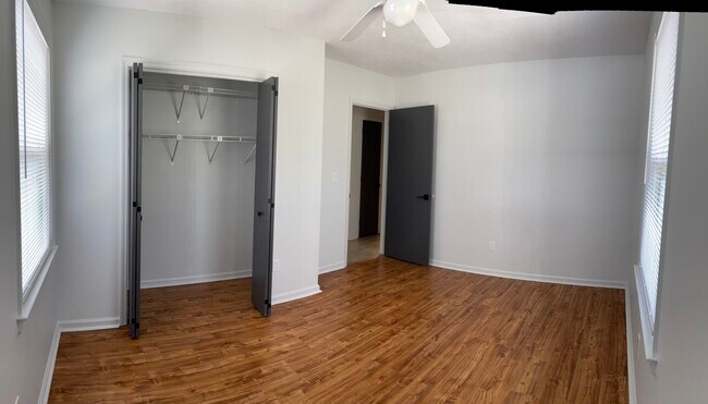 Building Photo - 169 Beawood Rd