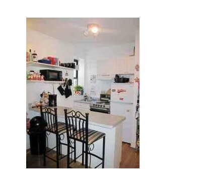 Building Photo - 853 Beacon St