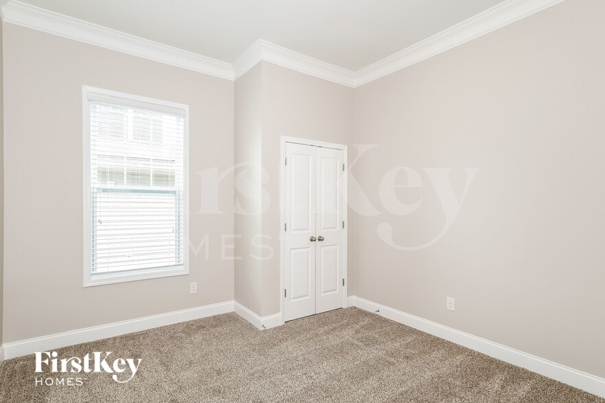 Building Photo - 2486 Seagull Dr