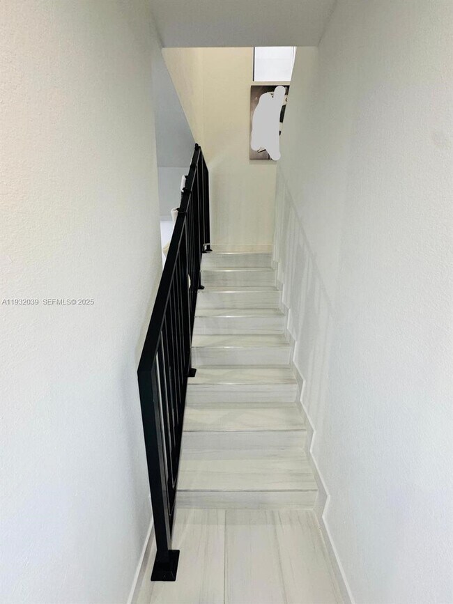 Building Photo - 1312 NW 3rd St