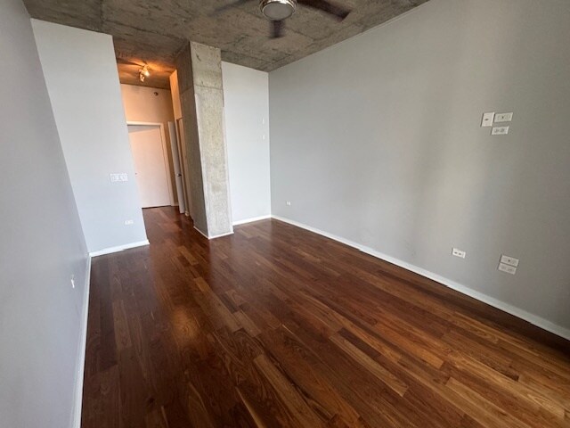 Building Photo - 700 N Larrabee St