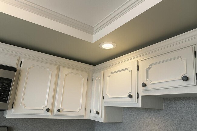 Building Photo - 3590 Via Poinciana