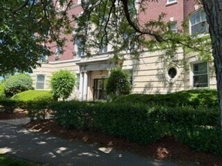 Building Photo - 457 Washington St