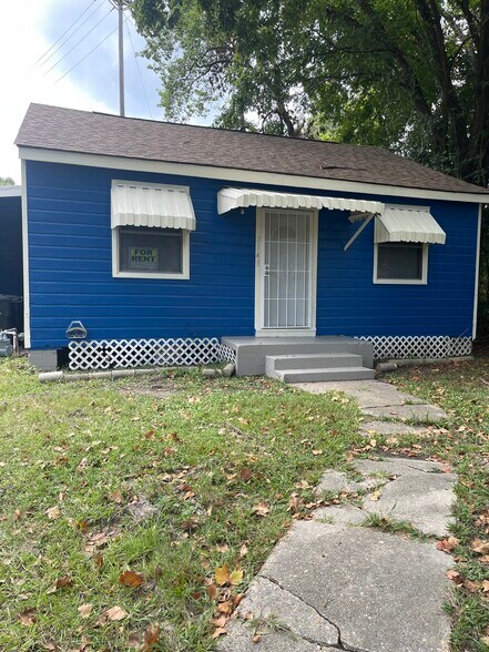 Building Photo - 3145 Amarillo St