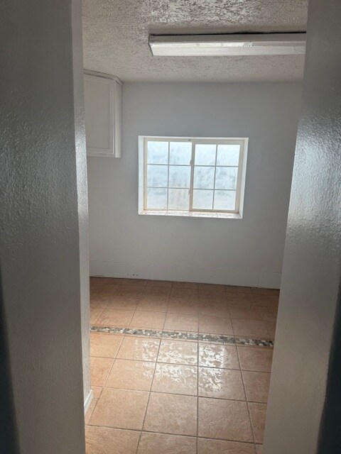 Building Photo - 3111 F Rd