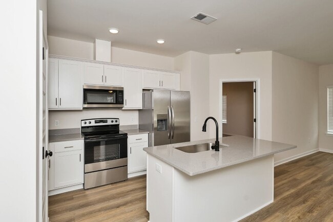 Building Photo - Be the First to Live Here! Stunning New Construction Near Morgan Road