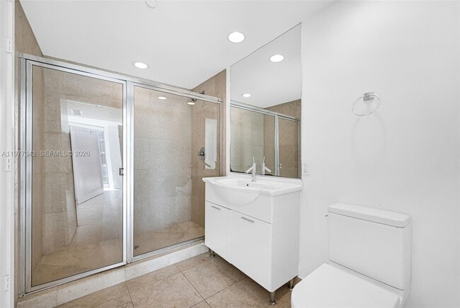 Building Photo - 475 Brickell Ave