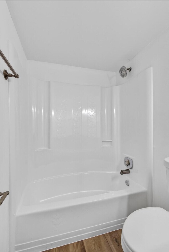 Building Photo - 6258 Chasewood Dr