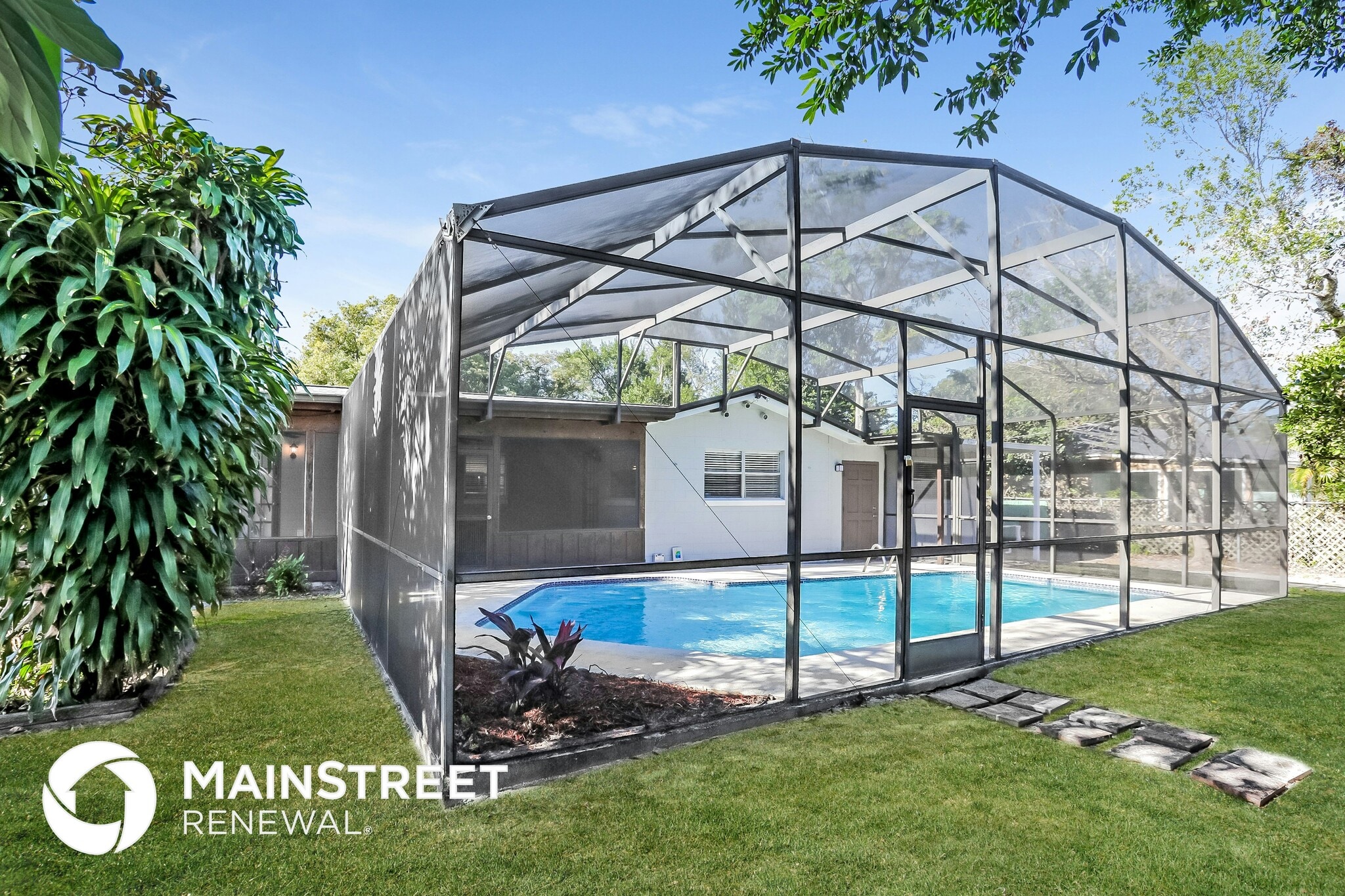 Building Photo - 1930 Shoshonee Trail