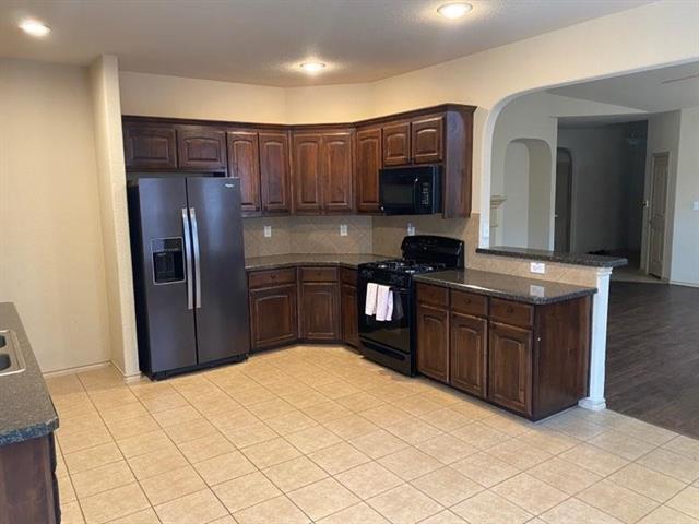 Building Photo - 3105 Pecan Tree Dr