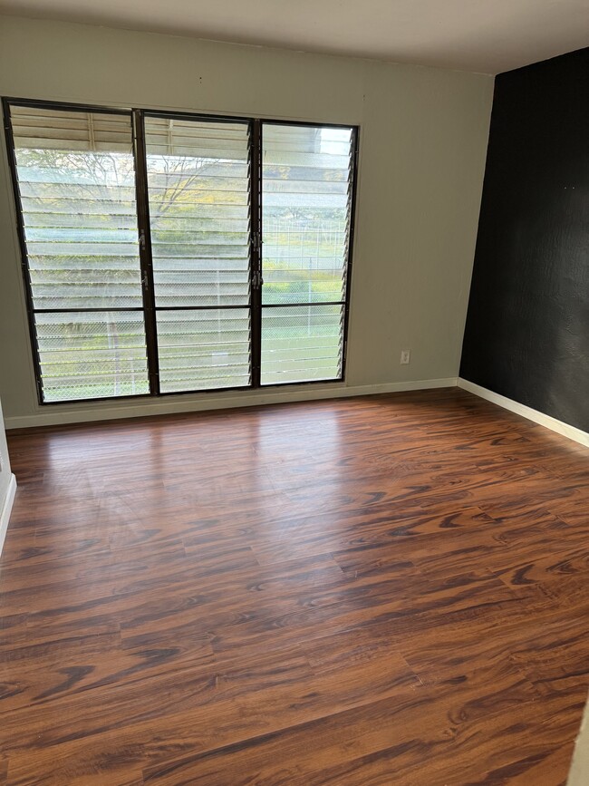 Building Photo - 87-213-213 Helelua St