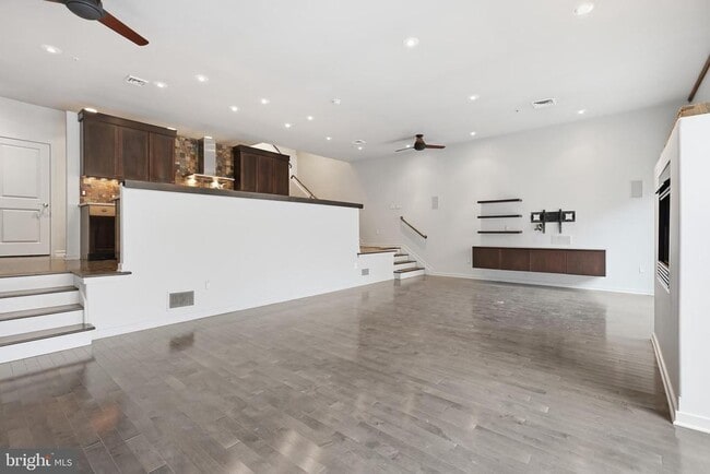 Building Photo - 118 Bancroft Mills Rd