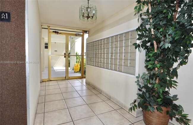 Building Photo - 3020 Marcos Dr