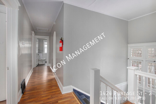 Building Photo - 1424 Portage Street
