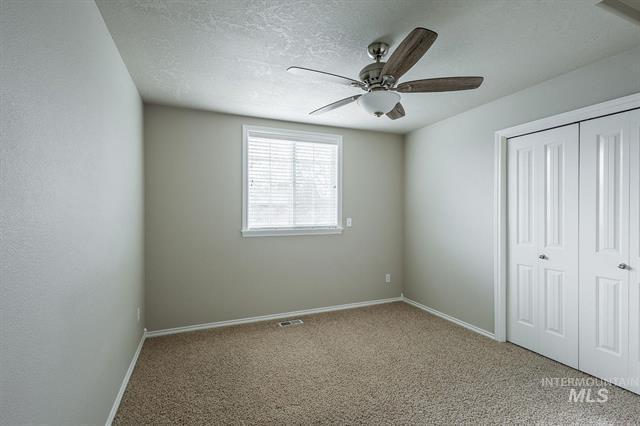 Building Photo - 5708 S Kimmer Cove Way