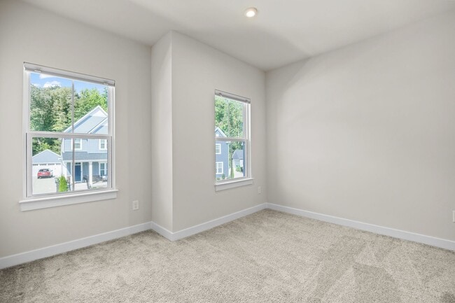 Building Photo - Beautiful 5 Bedroom Home with Attached In-...