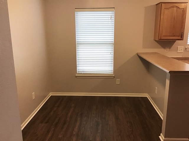 Building Photo - 7316 Parklake Pl