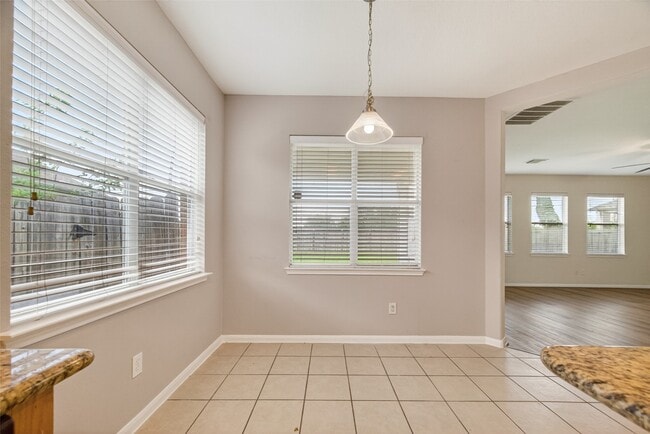Building Photo - 16119 Gavin Ln