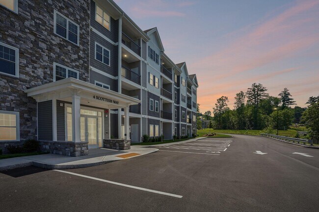 Building Photo - 74 Rockingham Rd