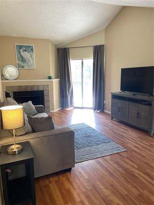 Building Photo - 8756 Mallard Reserve Dr