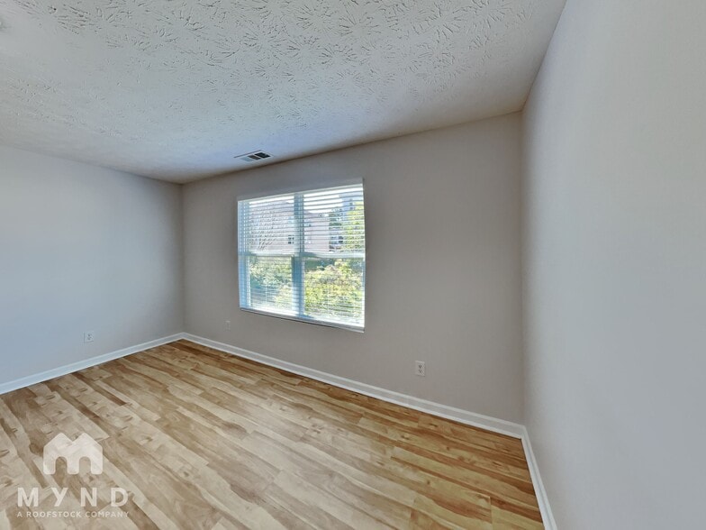 Building Photo - 14304 Waldrop Cove