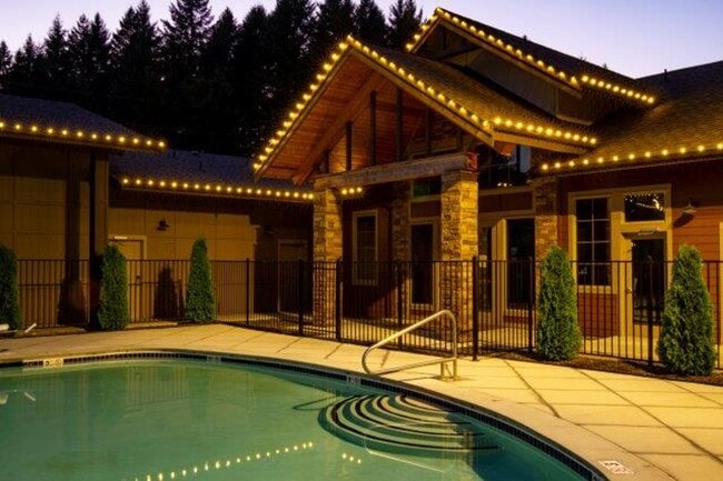 Building Photo - Beautiful 2 bedroom available to call home!  Tour with us today