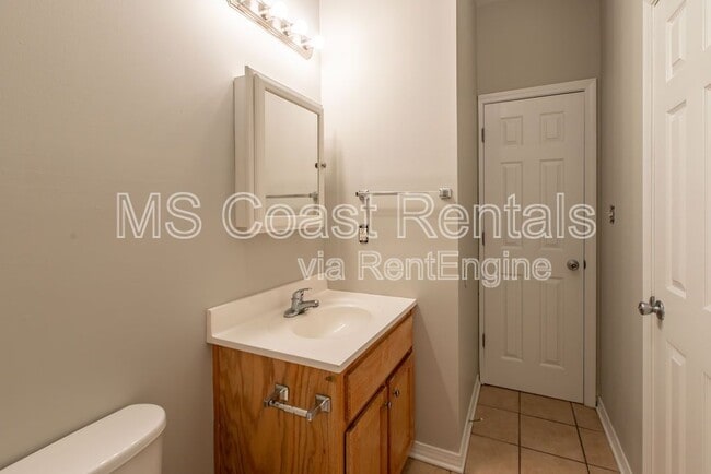 Building Photo - 15815 Adam Rd