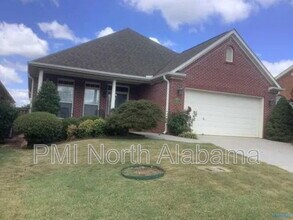 Building Photo - 134 Canterbury Dr