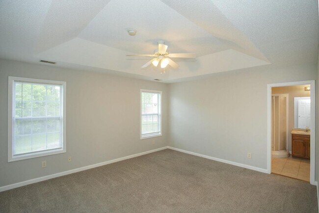 Building Photo - 822 Sugarcane Way