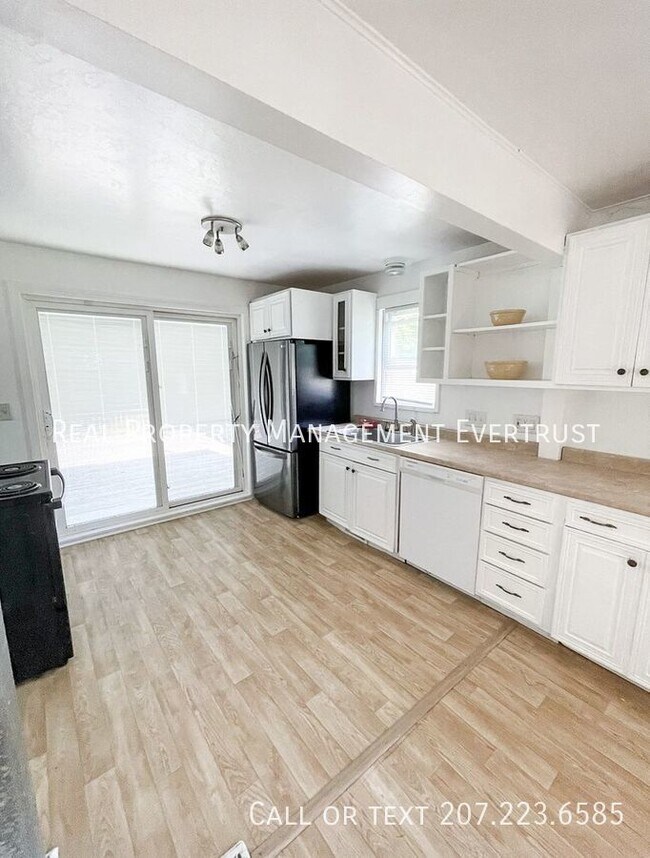 Building Photo - 56 Gammon Ave
