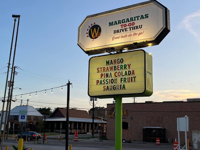 Building Photo - 1111 Shepherd Dr