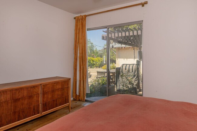 Building Photo - Upper Ojai Country Charmer w/Granny Flat