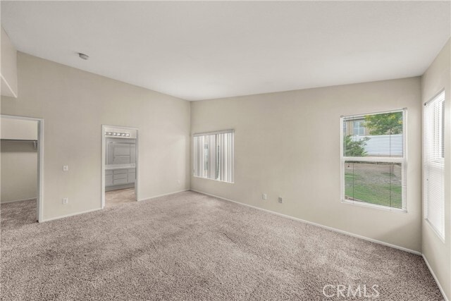 Building Photo - 37299 Jerome Ln