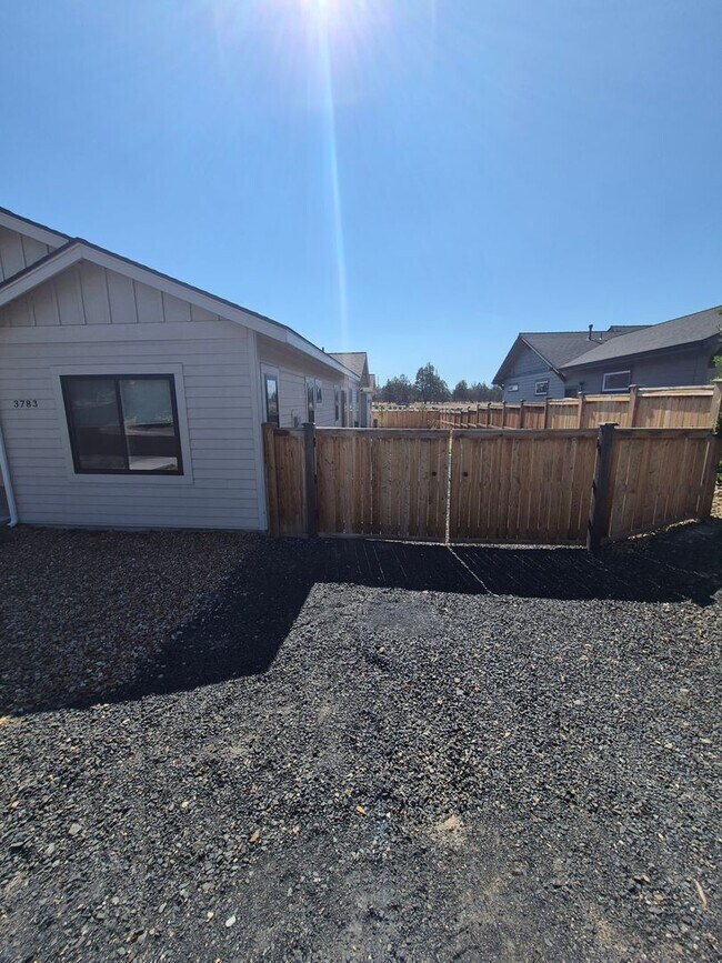 Building Photo - 3783 SW 47th St