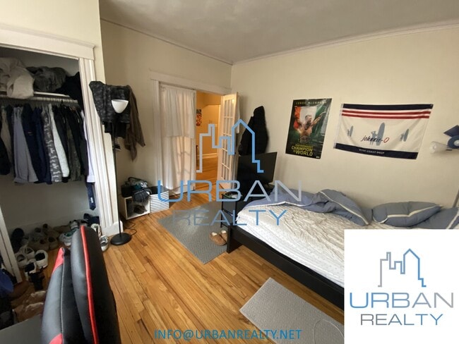 Building Photo - 2039 Commonwealth Ave