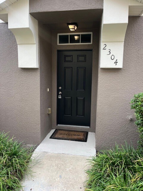 Building Photo - 2304 Betsy Ross Ln