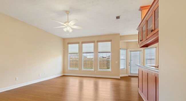 Building Photo - The Landings-Lynn Haven