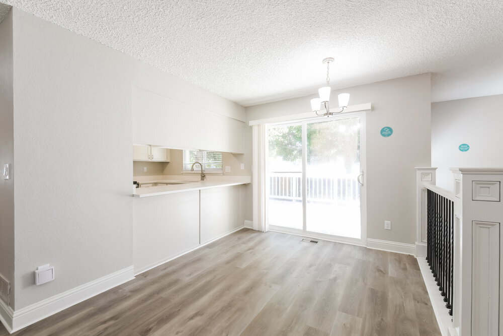 Building Photo - 17704 E Bellewood Dr