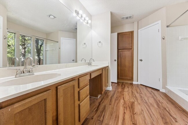 Building Photo - 2613 Alcott Ln