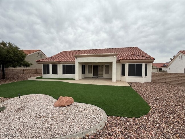 Building Photo - 8505 Gull Dr