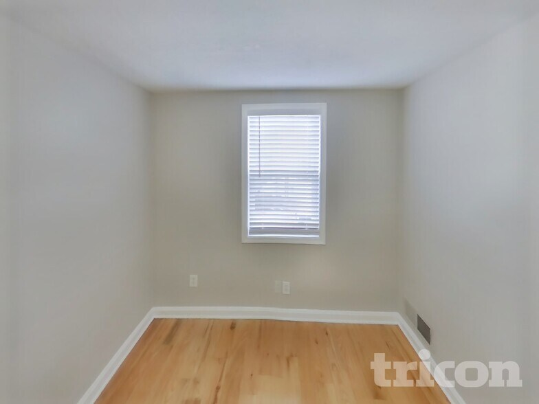 Building Photo - 7908 St Monica Dr