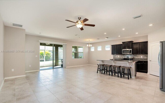 Building Photo - 744 Remington Green Dr SE