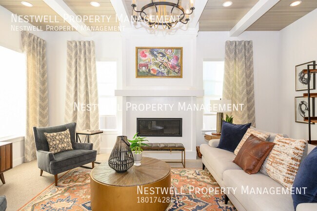 Building Photo - Newer 4-bed Townhome in South Jordan
