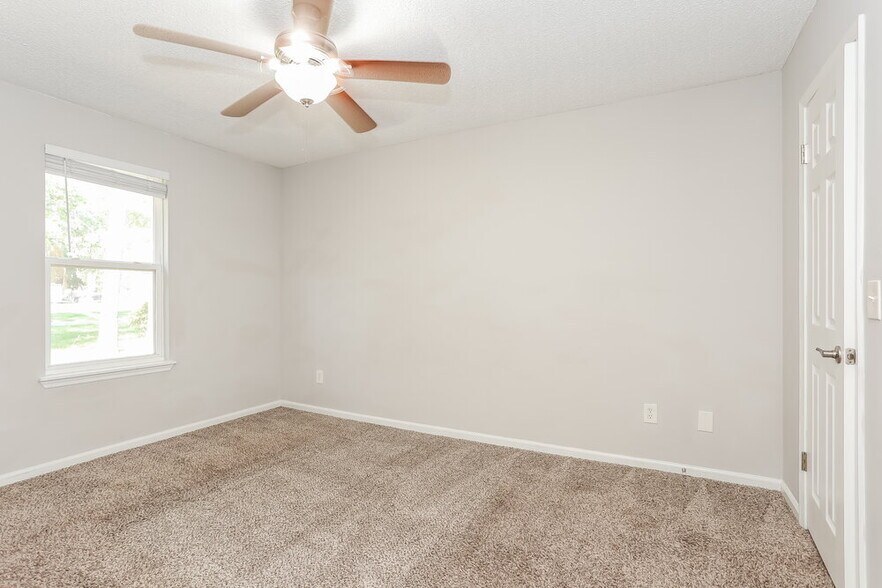 Building Photo - 3695 Deer Crossing Pl