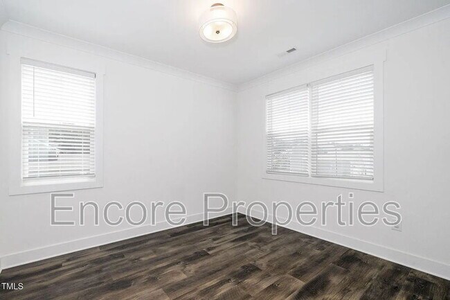 Building Photo - 51 Buckstone Pl