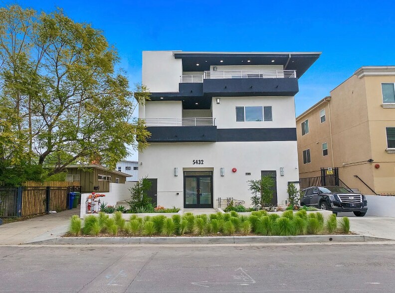 Primary Photo - 5432 Hermitage Ave