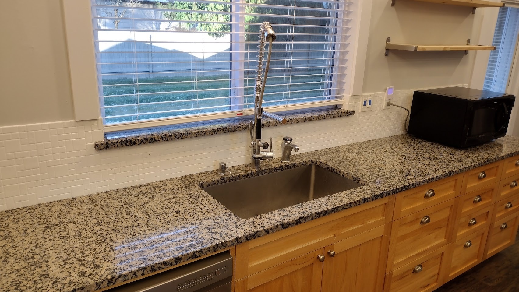 Kitchen - 3905 Almira Dr