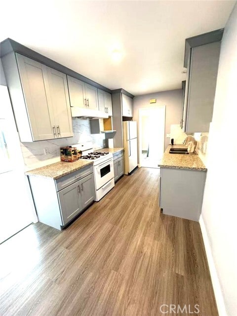 Building Photo - 5125 N Nearglen Ave