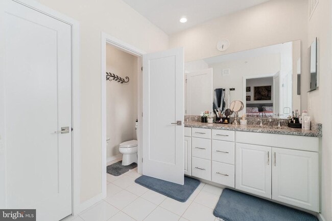 Building Photo - 23619 Waterford Downs Terrace