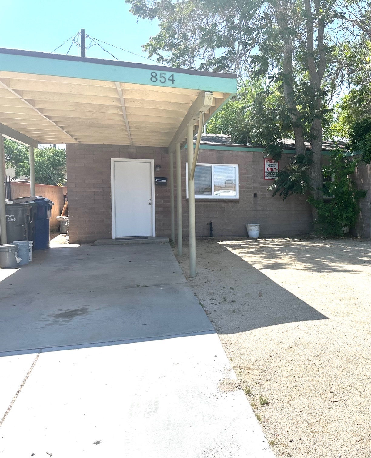 Building Photo - 854 W Milling St